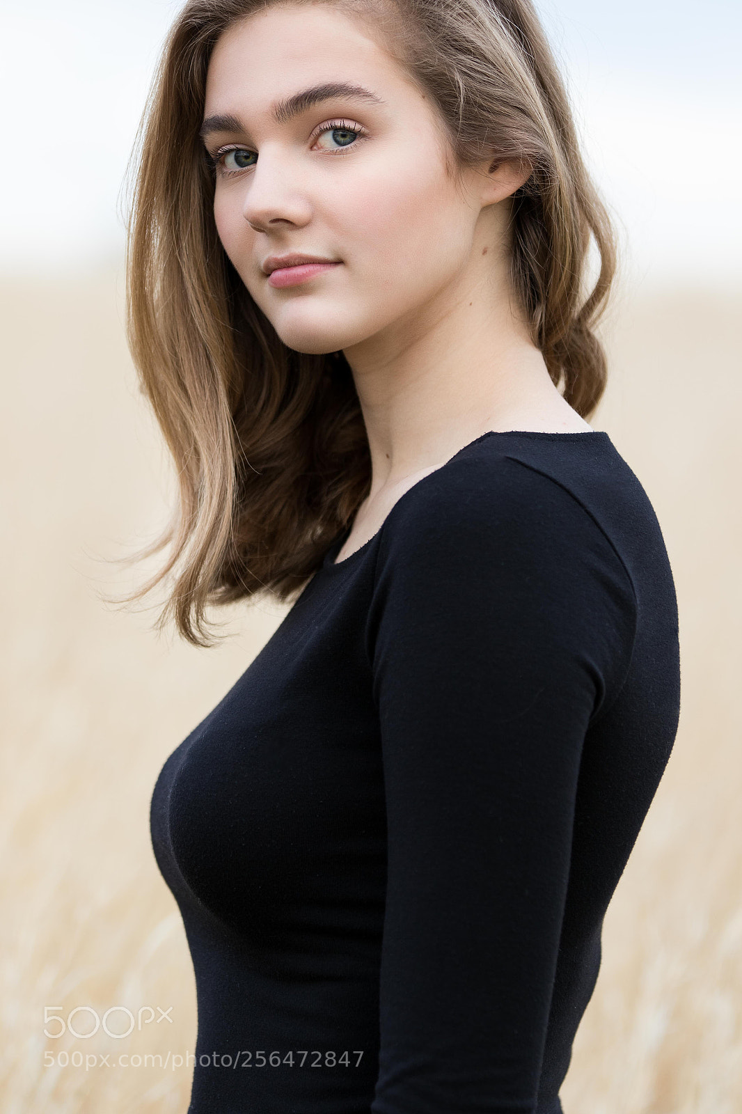 Canon EOS 7D Mark II sample photo. Female portrait photography