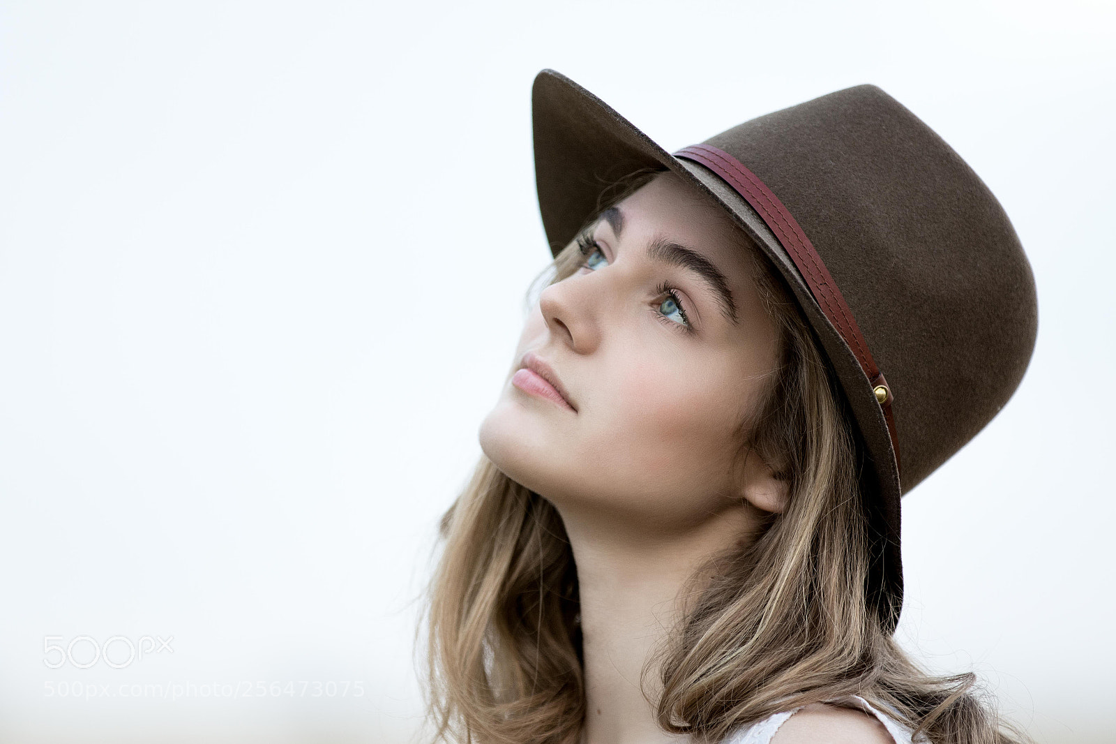 Canon EOS 7D Mark II sample photo. Female portrait photography
