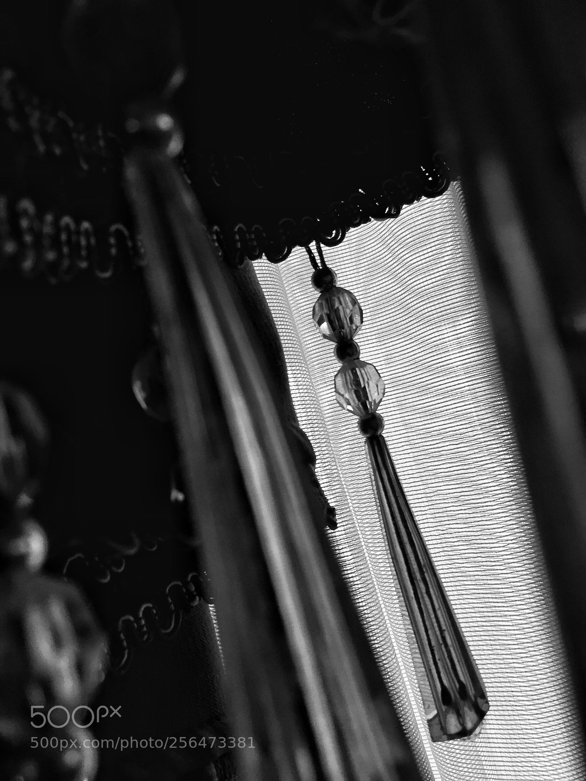 Apple iPhone 6 Plus sample photo. B/w photography