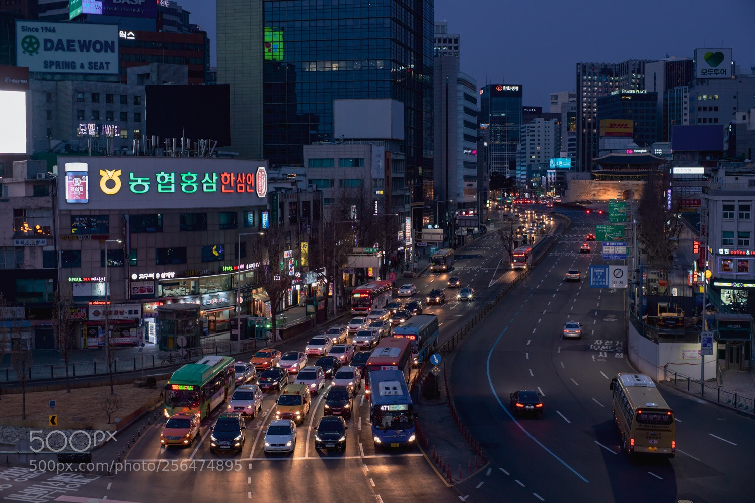 Sony a7 II sample photo. Seoul photography