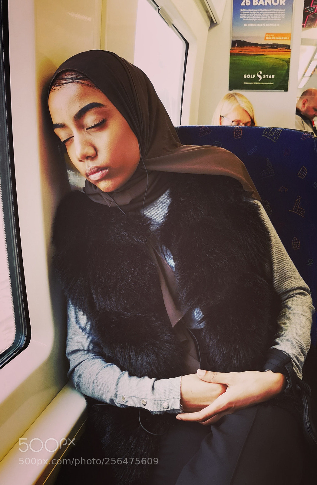 HUAWEI CLT-L29 sample photo. Sleeping beauty photography