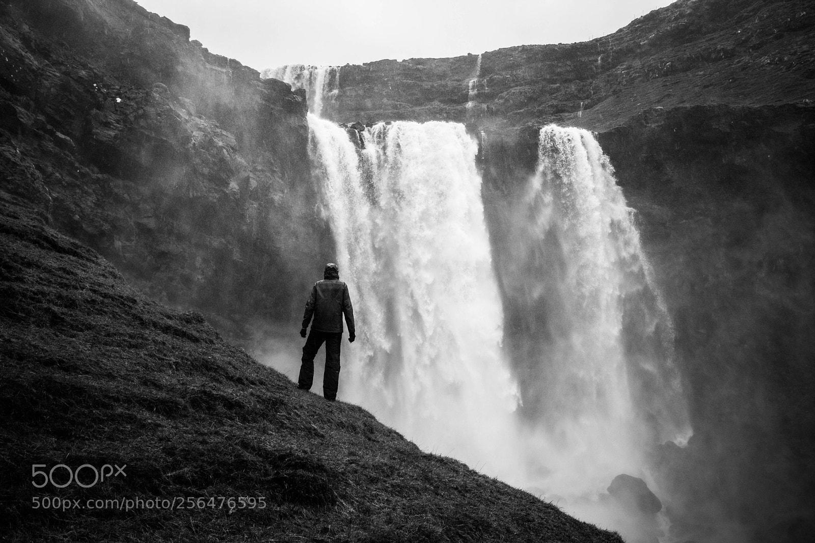 Canon EOS 5D Mark II sample photo. Fossá waterfall photography