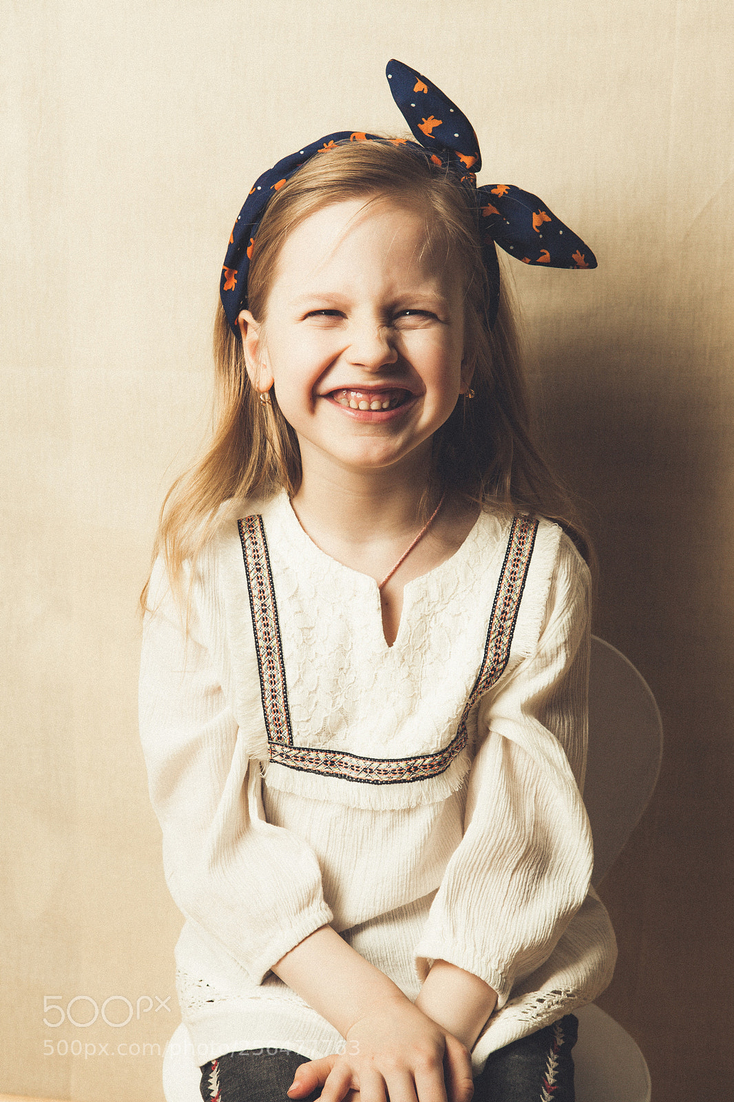 Canon EOS 5D Mark II sample photo. Smile photography