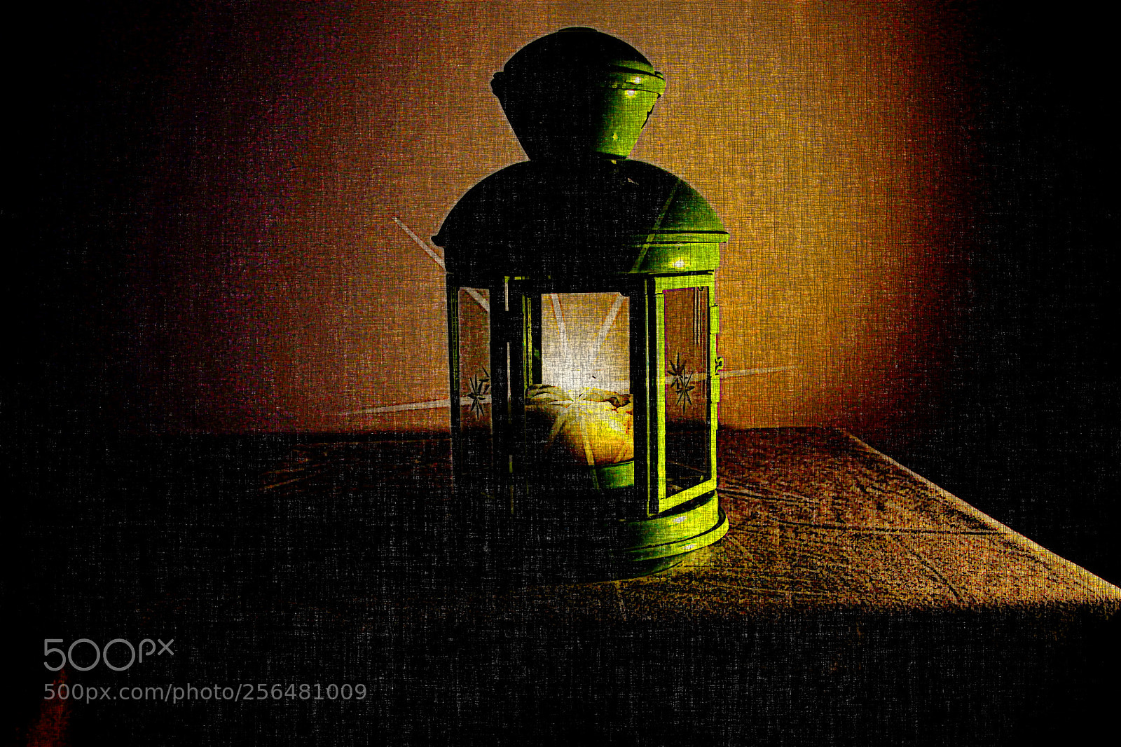 Canon EOS 1100D (EOS Rebel T3 / EOS Kiss X50) sample photo. Lantern photography