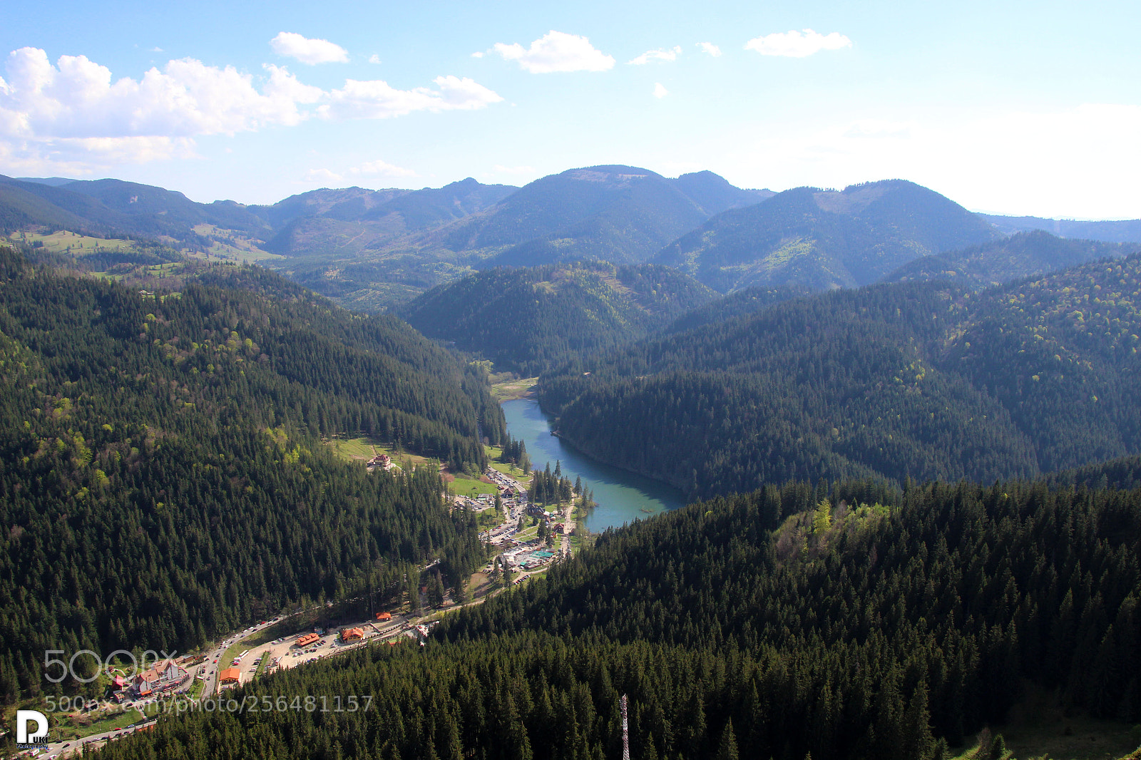 Canon EOS 100D (EOS Rebel SL1 / EOS Kiss X7) sample photo. Red lake photography
