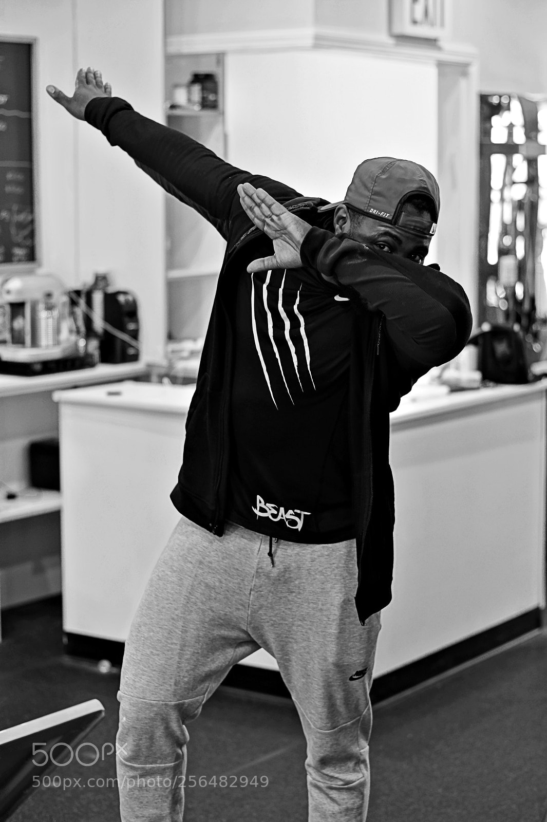 Sony SLT-A58 sample photo. Dancing  photography