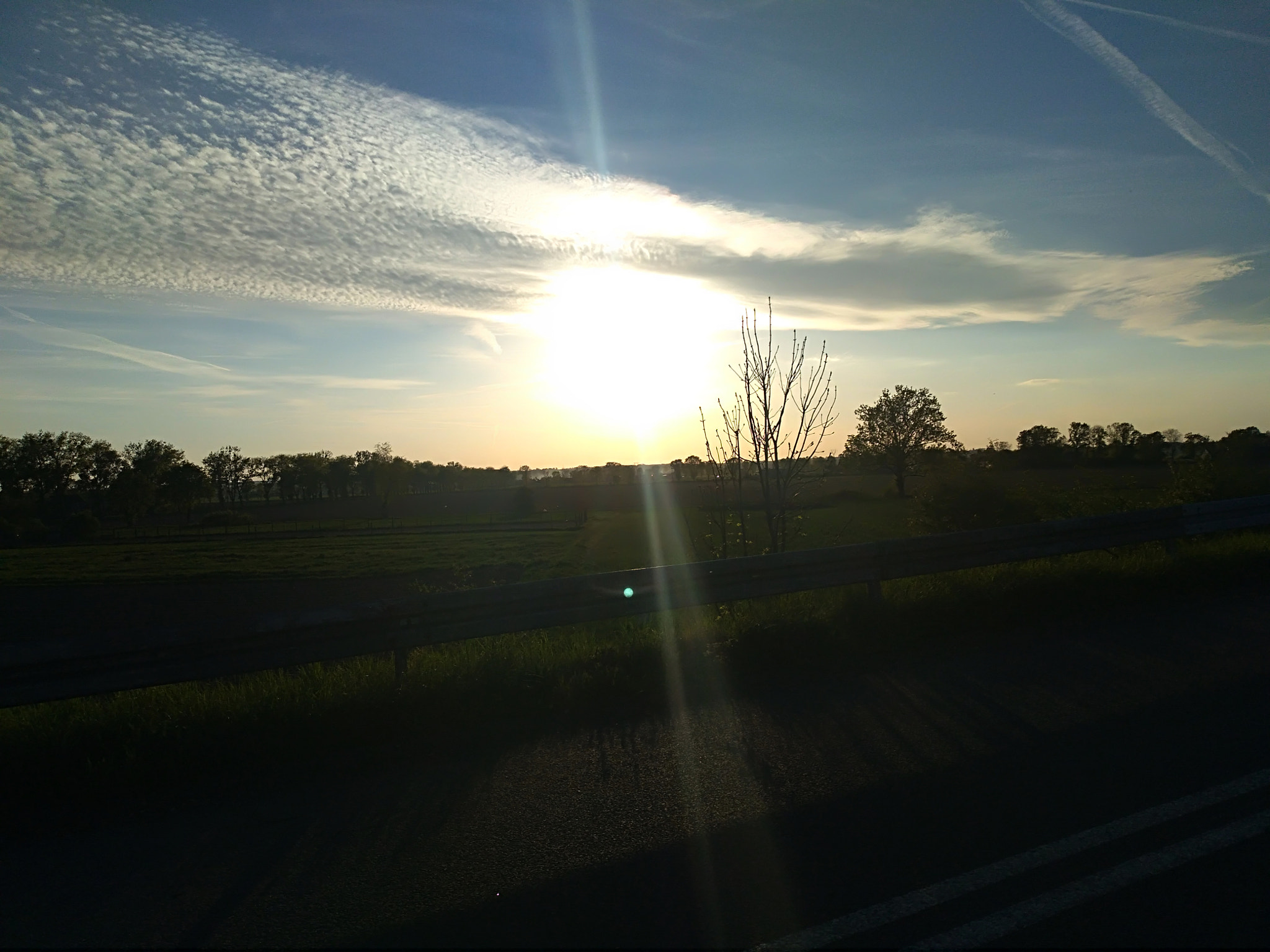 HUAWEI P9 LITE MINI sample photo