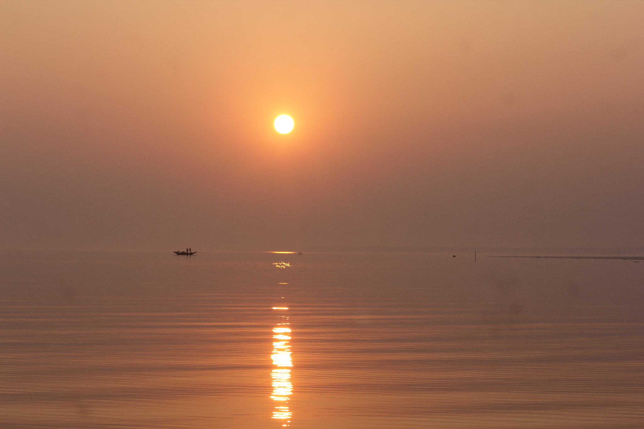 Canon EF-S 55-250mm F4-5.6 IS II sample photo. Sunset and life photography