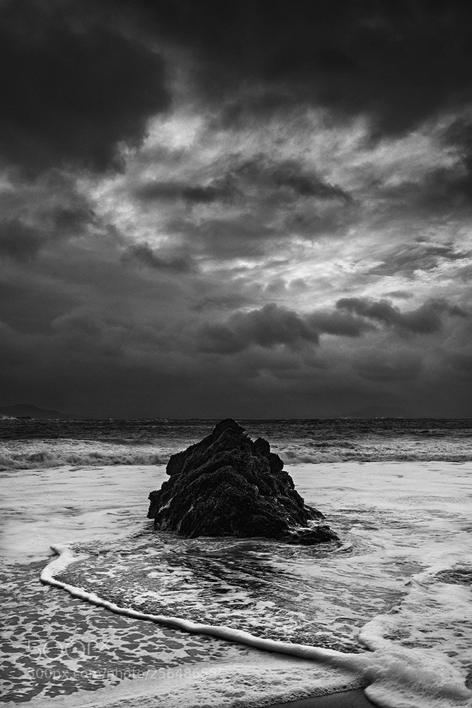 Nikon D810 sample photo. A rock in keem photography
