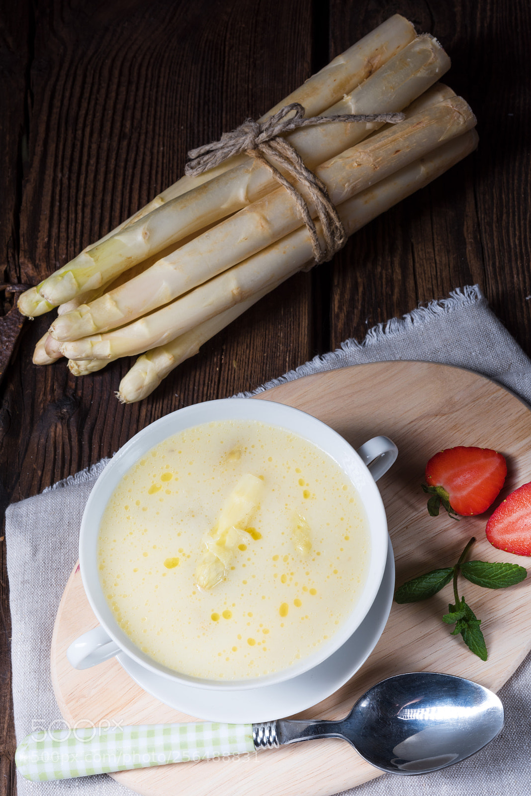 Nikon D810 sample photo. Rustic white asparagus cream photography