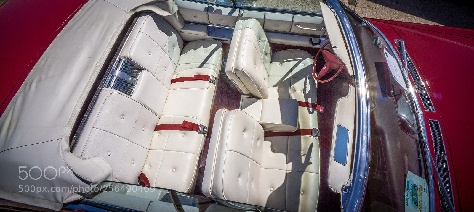 Sony Alpha NEX-7 sample photo. White leather photography