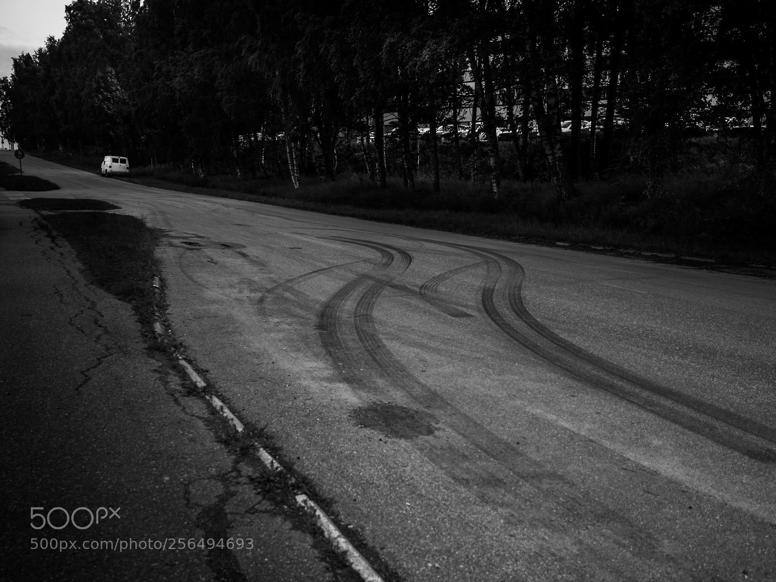 Olympus OM-D E-M5 sample photo. Skidmarks photography