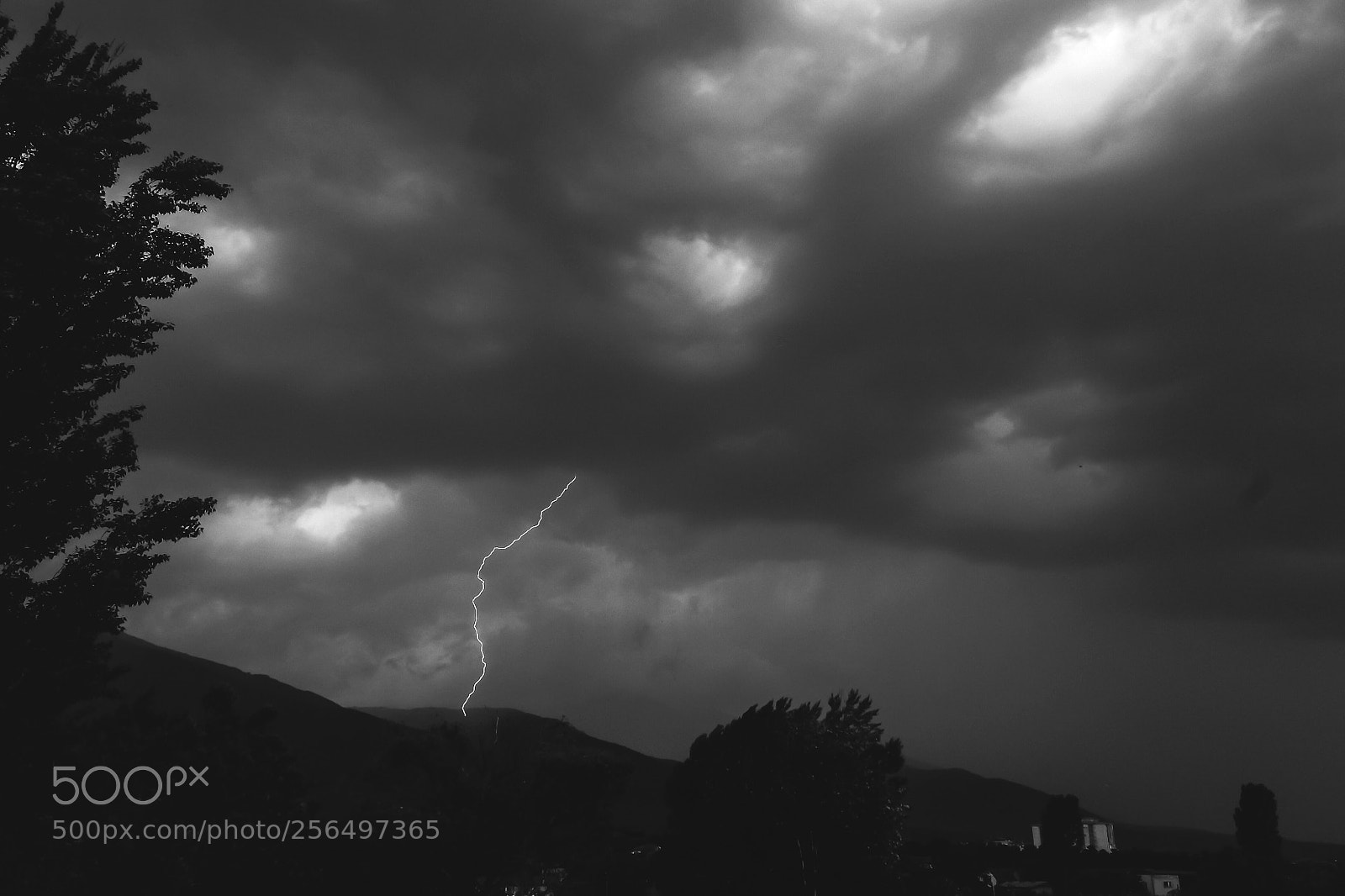 Canon EOS 700D (EOS Rebel T5i / EOS Kiss X7i) sample photo. Storm photography