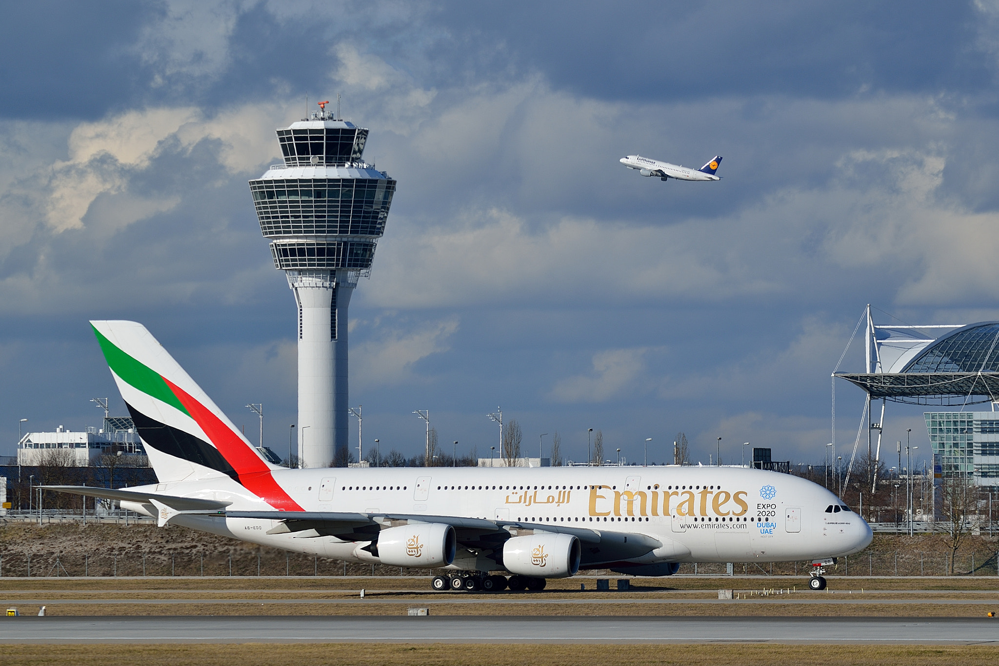 Nikon D7000 + Sigma APO 100-300mm F4 EX IF HSM sample photo. Airport munich photography