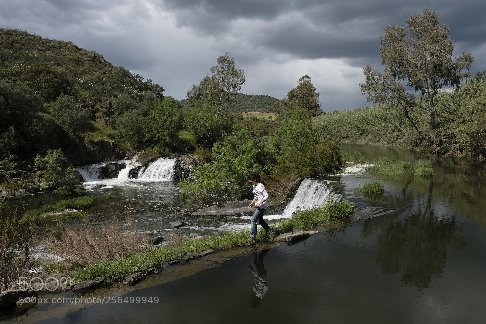 Fujifilm X-T2 sample photo. Waterfalls at ardila river photography