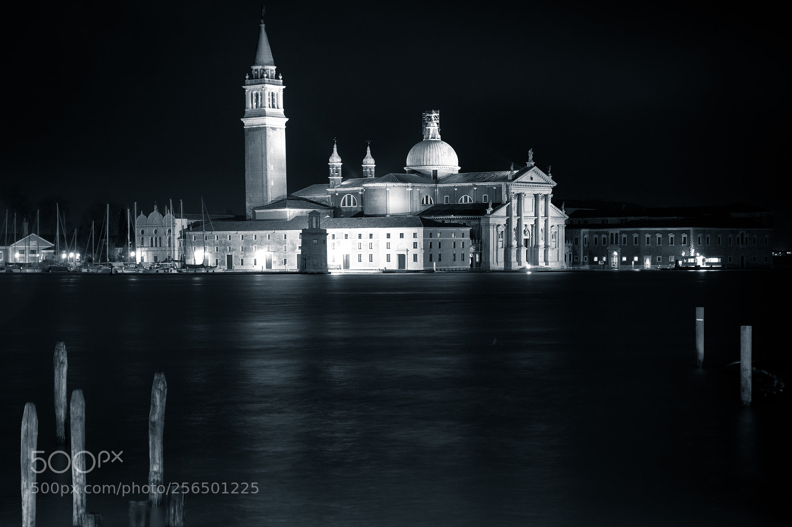 Canon EOS 60D sample photo. Venice in black and photography