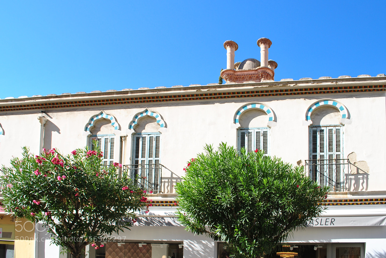 Nikon D3000 sample photo. Menton, france photography