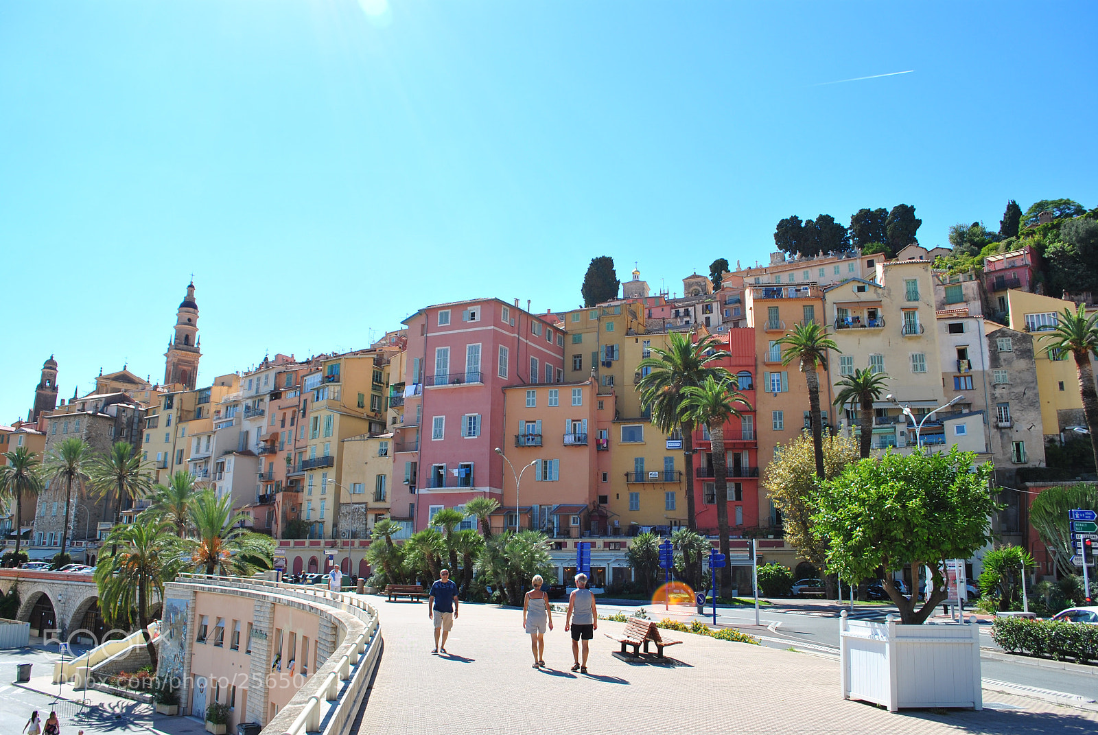 Nikon D3000 sample photo. Menton, france photography