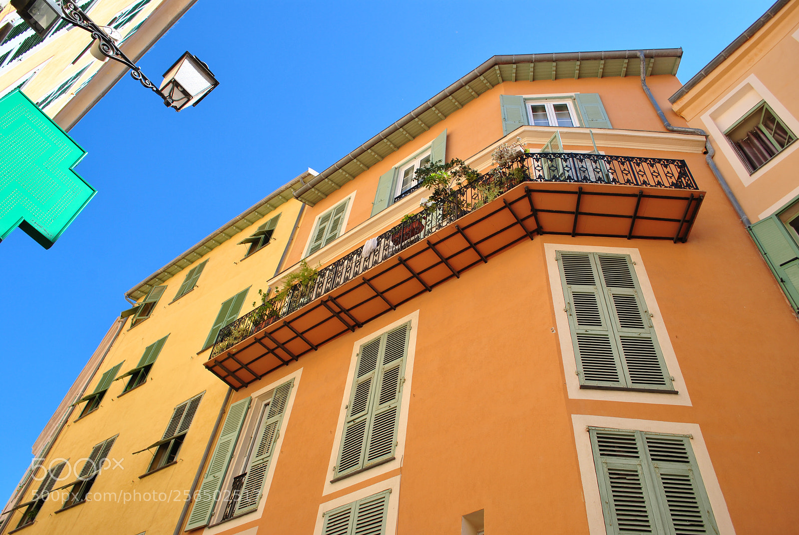 Nikon D3000 sample photo. Menton, france photography