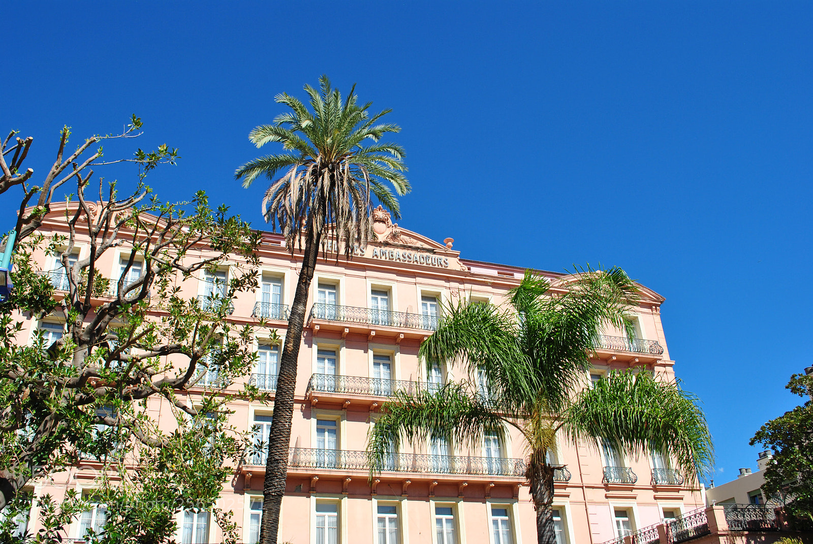Nikon D3000 sample photo. Menton, france photography