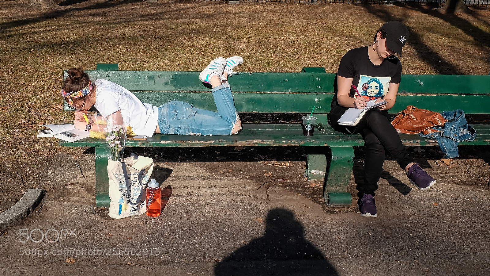 Fujifilm X100T sample photo. Reading & writing photography