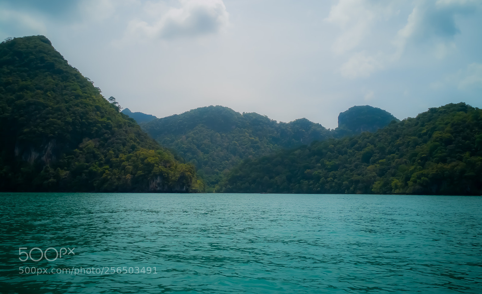 HUAWEI P10 sample photo. Serene waters photography