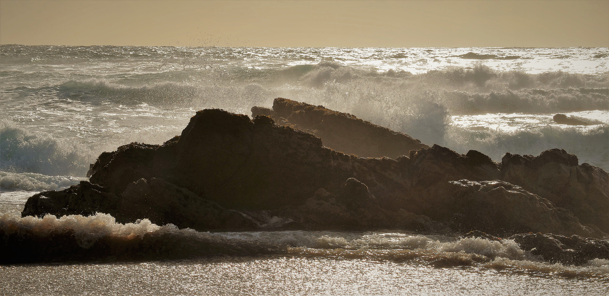 Nikon D5100 sample photo. Breaking waves photography