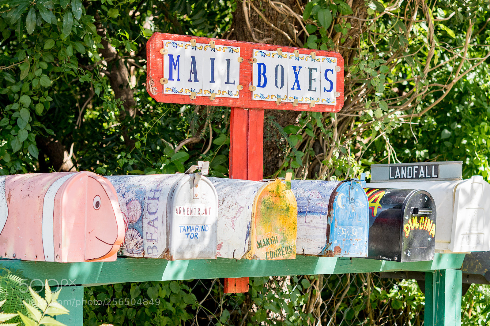 Olympus OM-D E-M5 II sample photo. Mailbox photography