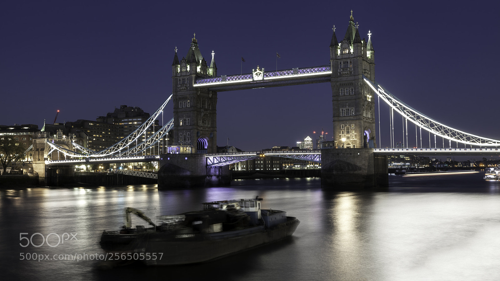 Canon EOS 5D Mark II sample photo. Tower bridge at night photography