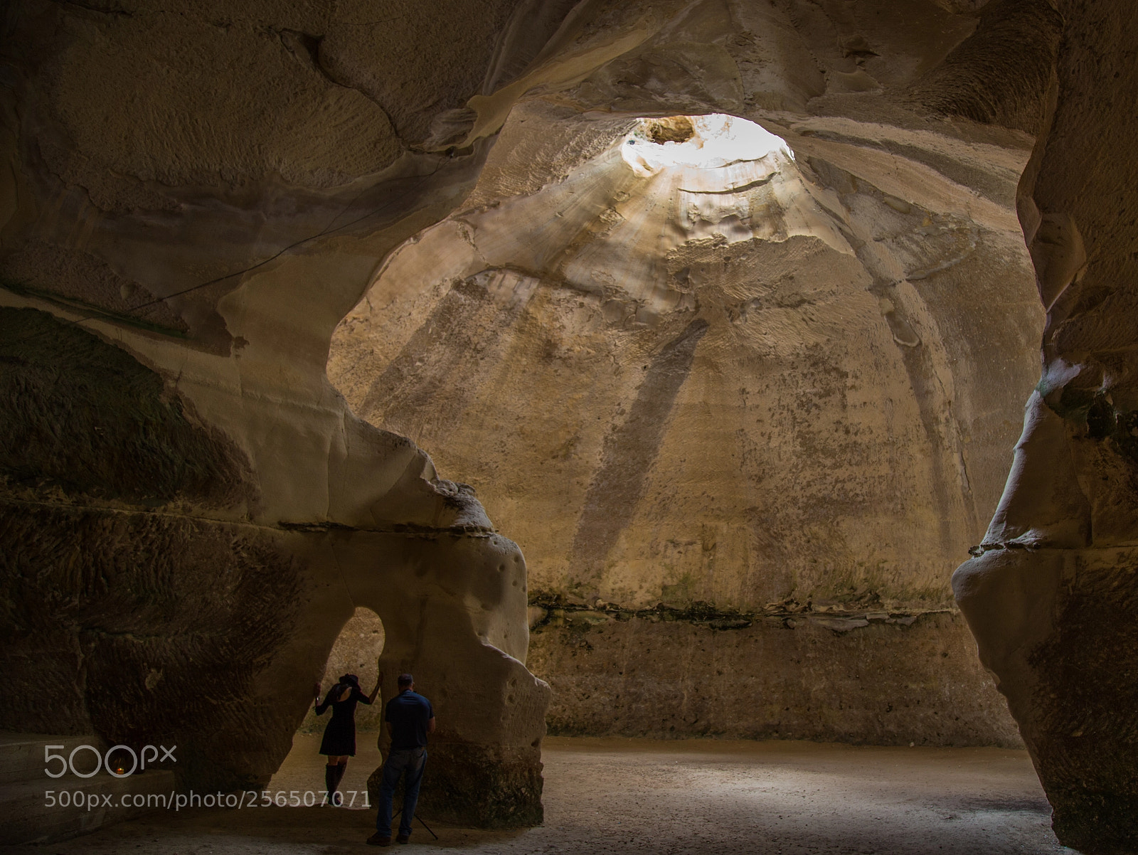Canon EOS 6D sample photo. Cave couple photography