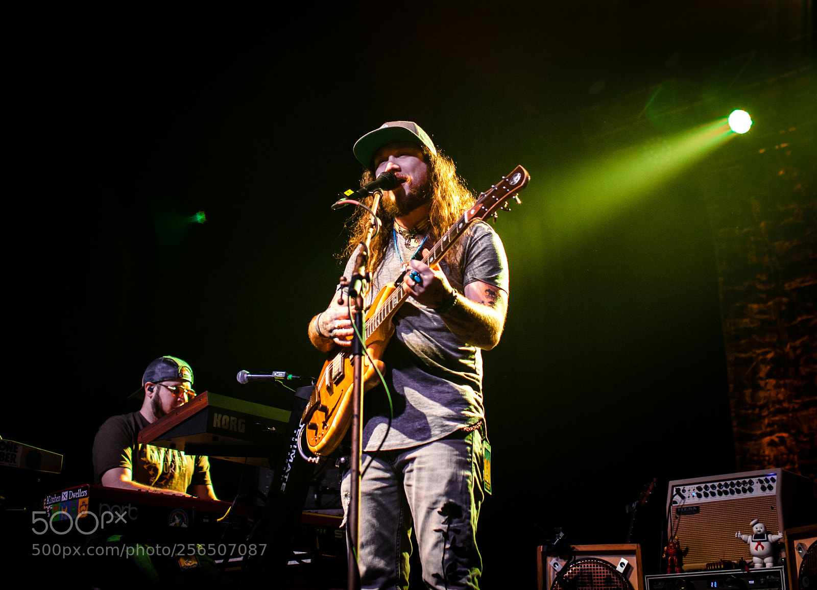 Canon EOS 5D Mark II sample photo. Twiddle photography