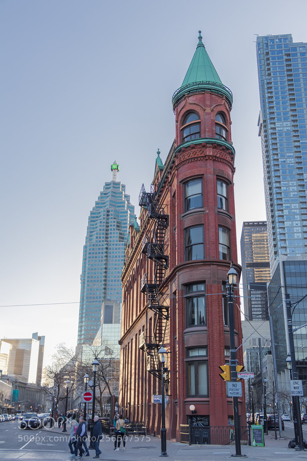 Canon EOS 77D (EOS 9000D / EOS 770D) sample photo. Gooderham building photography