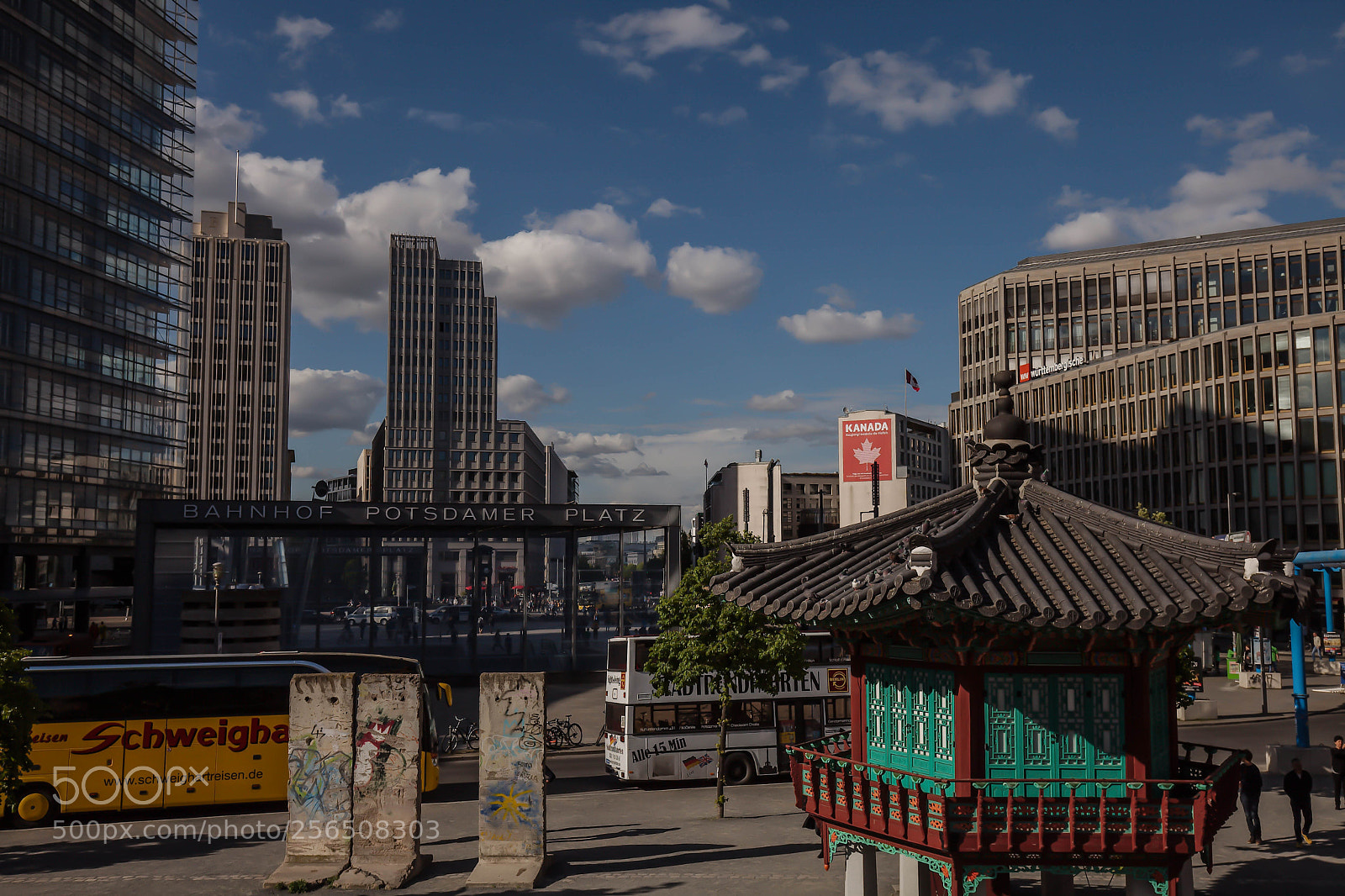 Canon EOS 5D Mark II sample photo. Asia in berlin photography