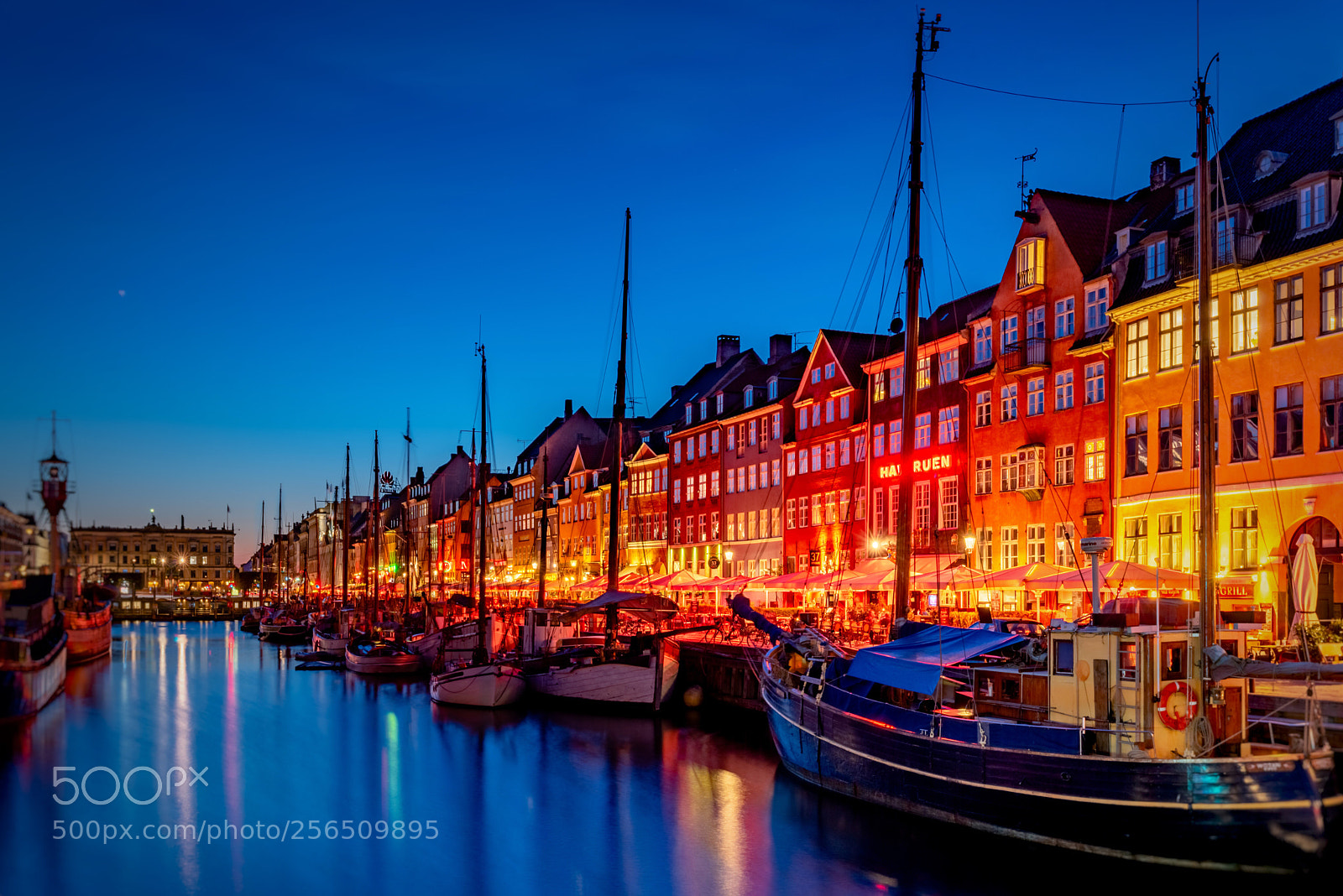 Nikon D750 sample photo. Nyhavn, copenhagen photography