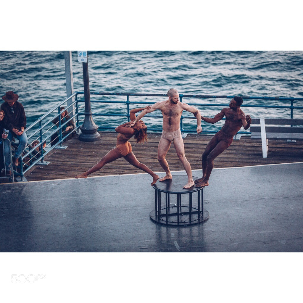 Canon EOS 5D Mark II sample photo. Pilobolus photography