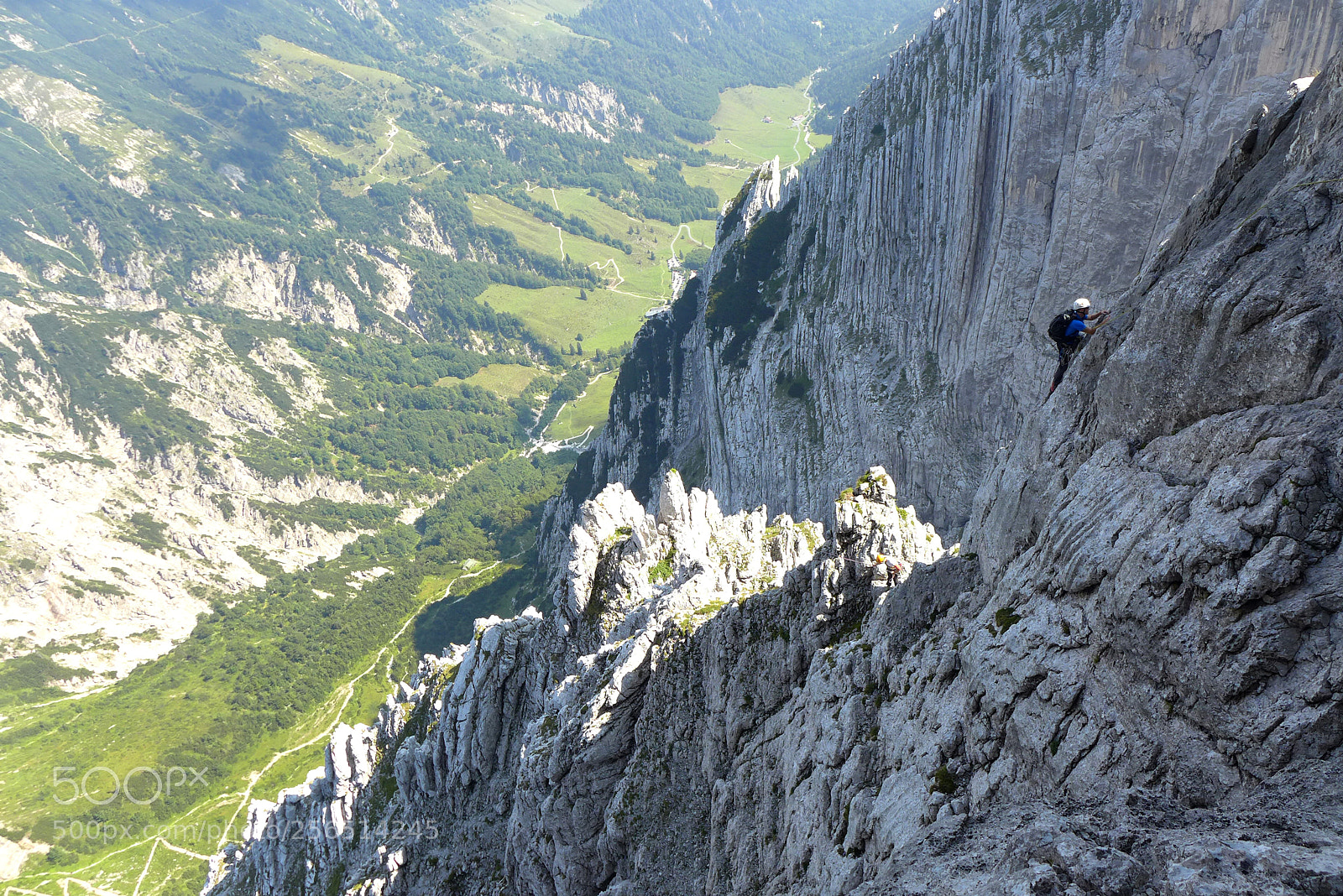 Panasonic Lumix DMC-LX7 sample photo. Climbing the heroldweg onto photography