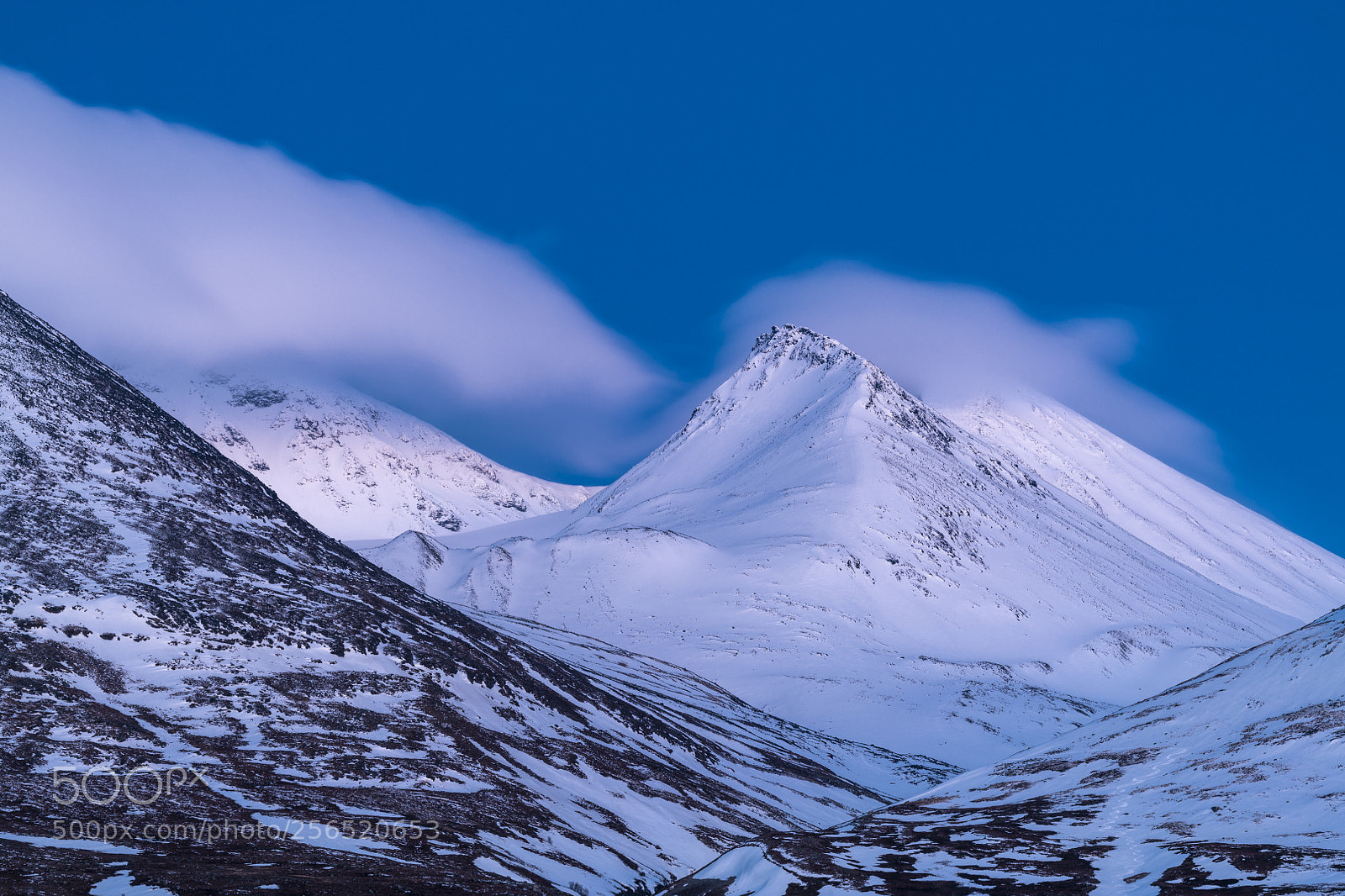 Nikon D850 sample photo. Mountains in blue photography