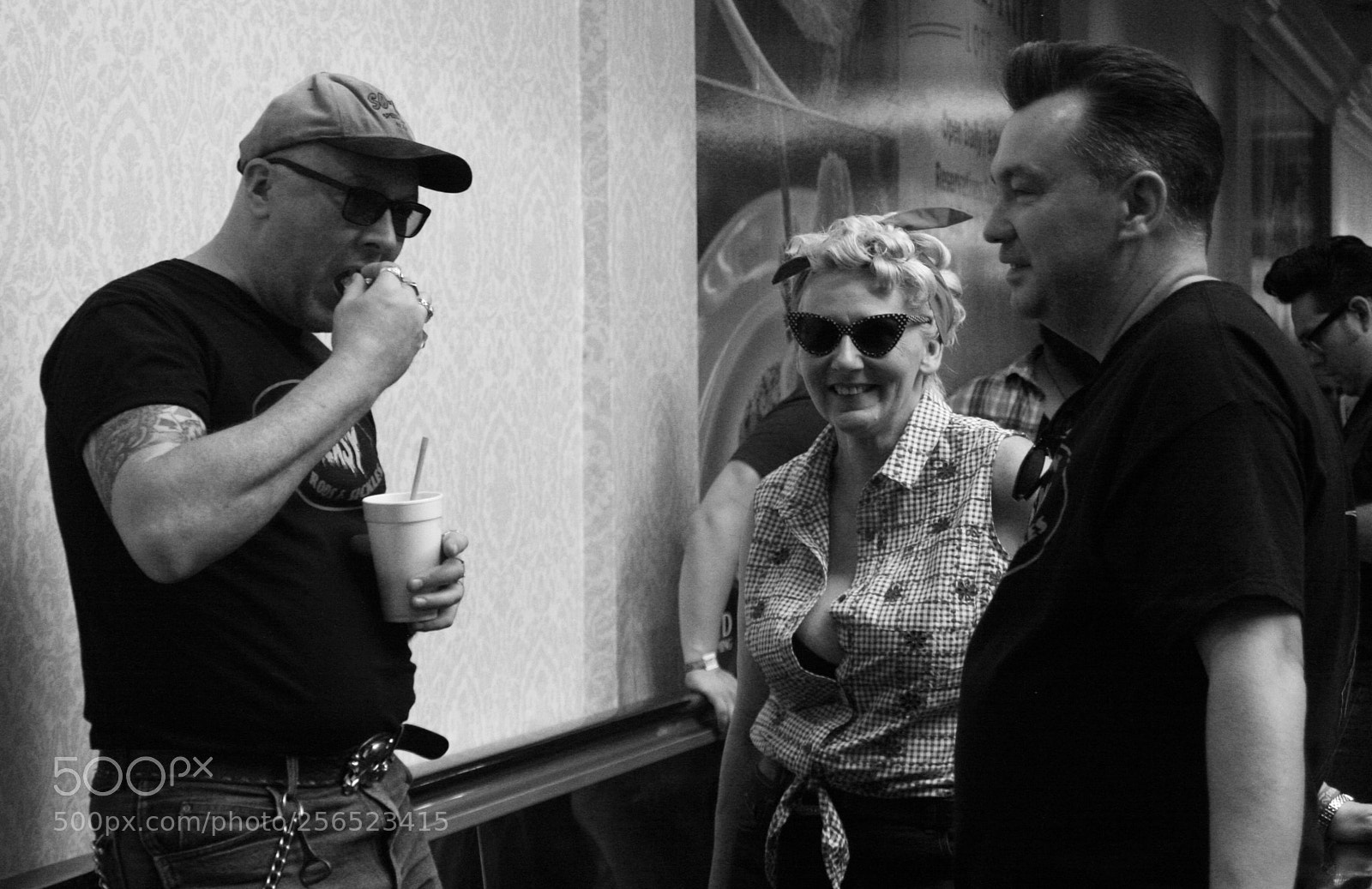 Canon EOS 30D sample photo. Red bandana lady and photography