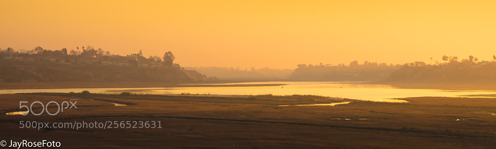 Canon EOS 5DS R sample photo. Hazy sundown photography