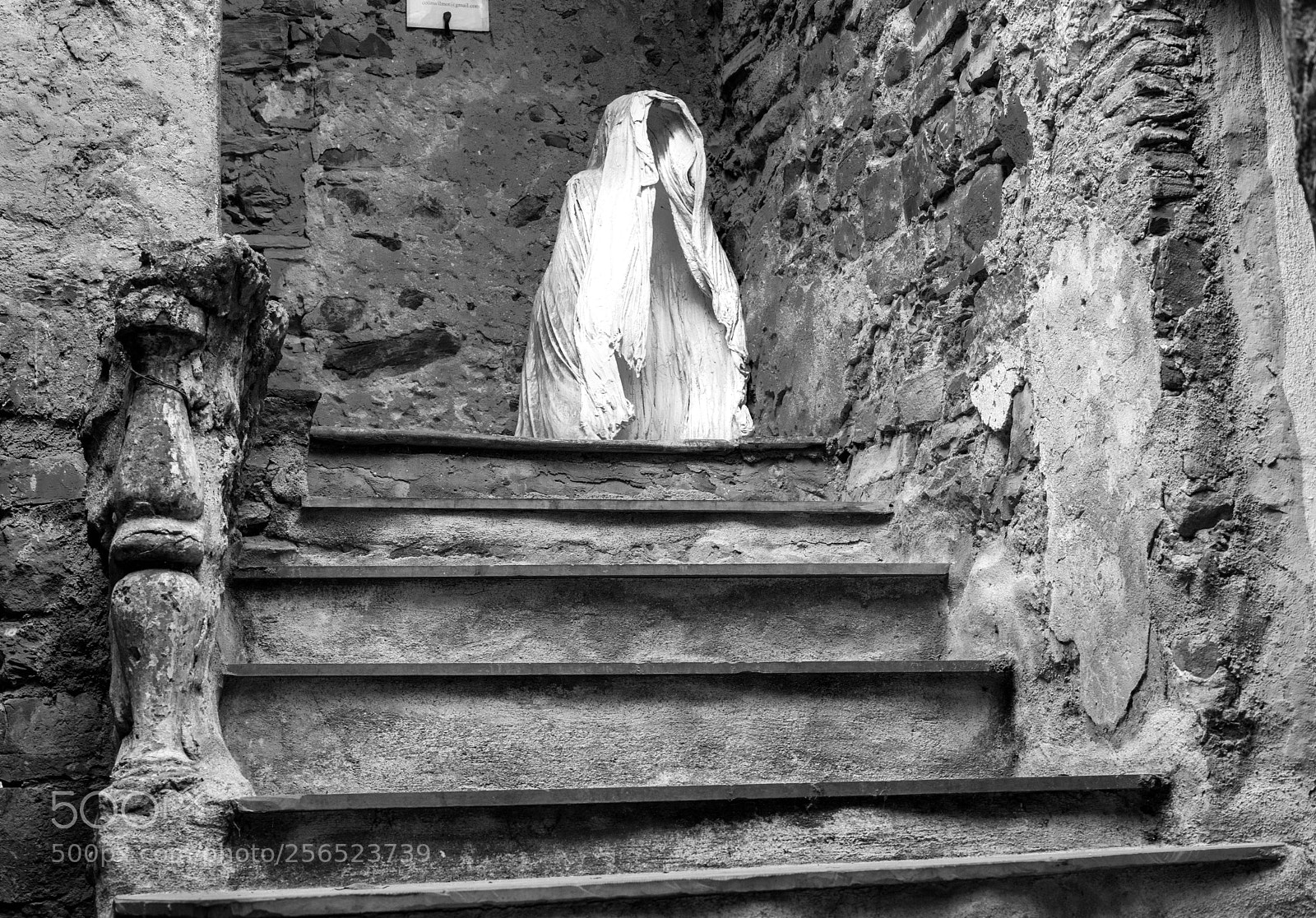 Sony a7 sample photo. Ghost photography
