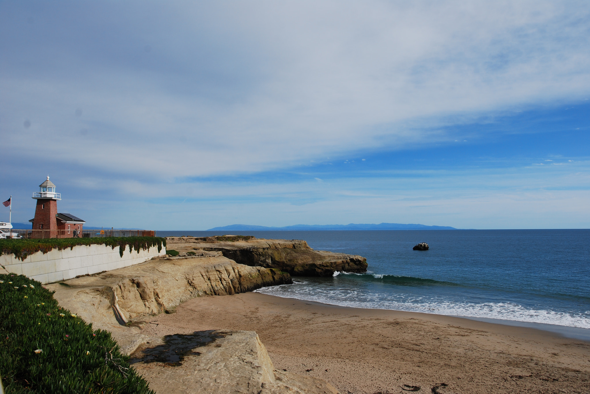 Nikon D60 + Samyang 16mm F2 ED AS UMC CS sample photo. Santa cruz light house photography