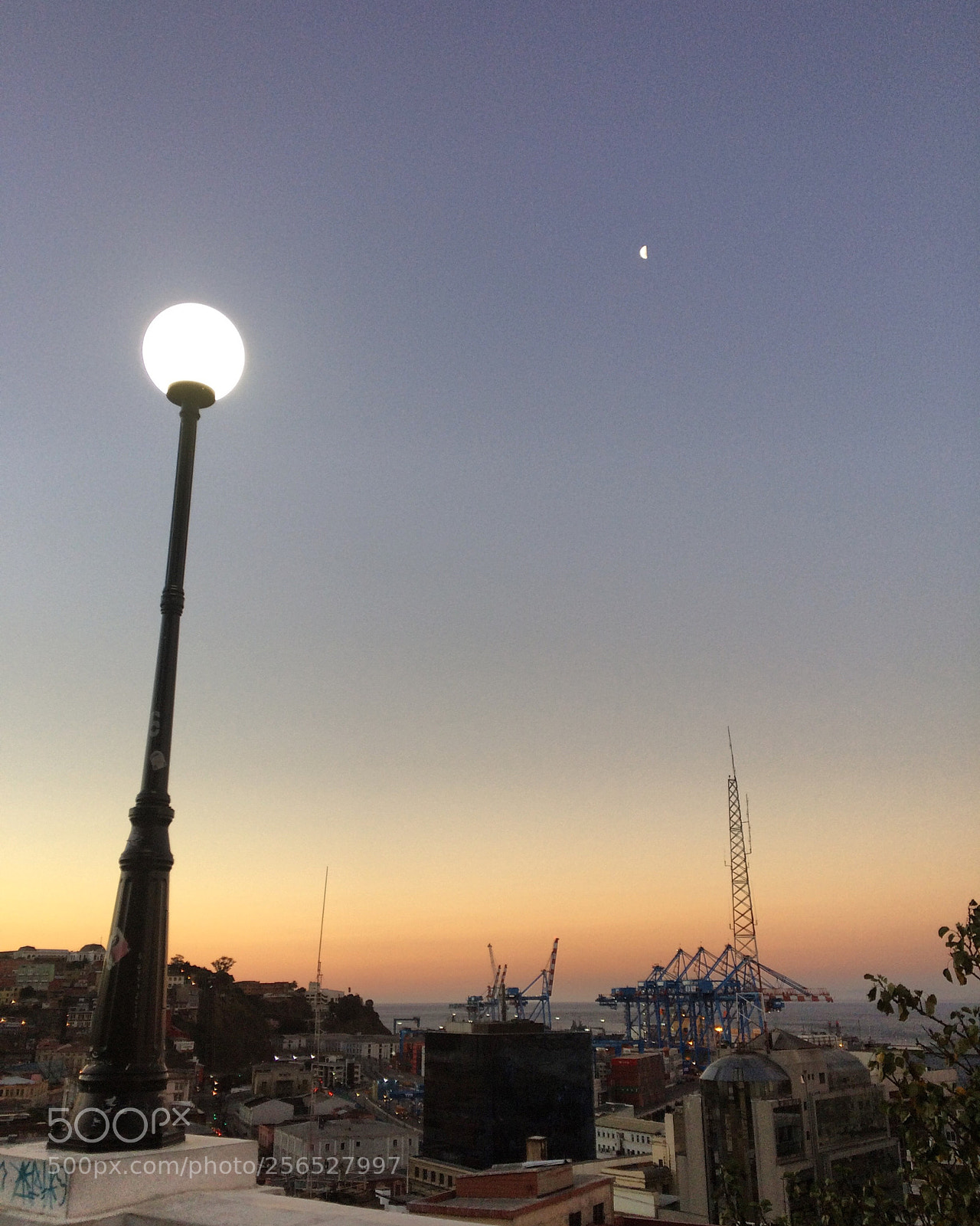 Apple iPhone 5s sample photo. Luces  photography
