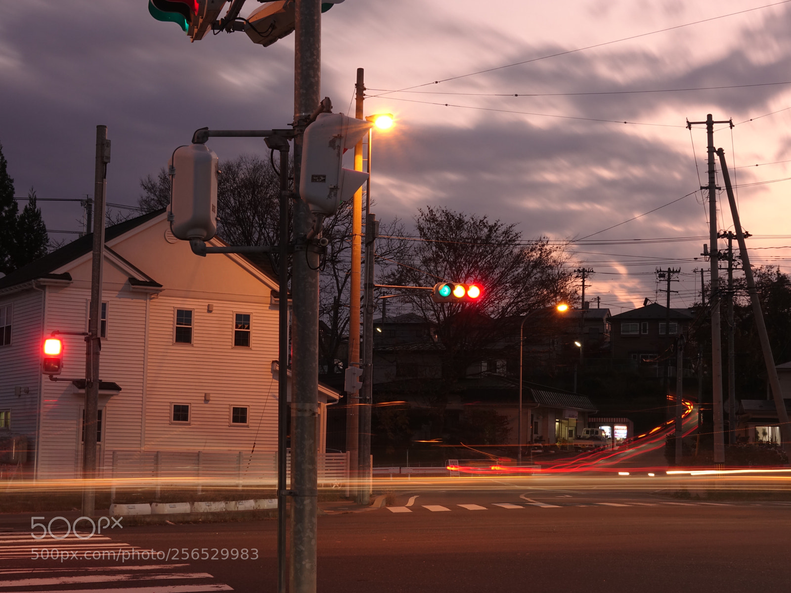 Sony DSC-RX100M5 sample photo. Stop or go ? photography