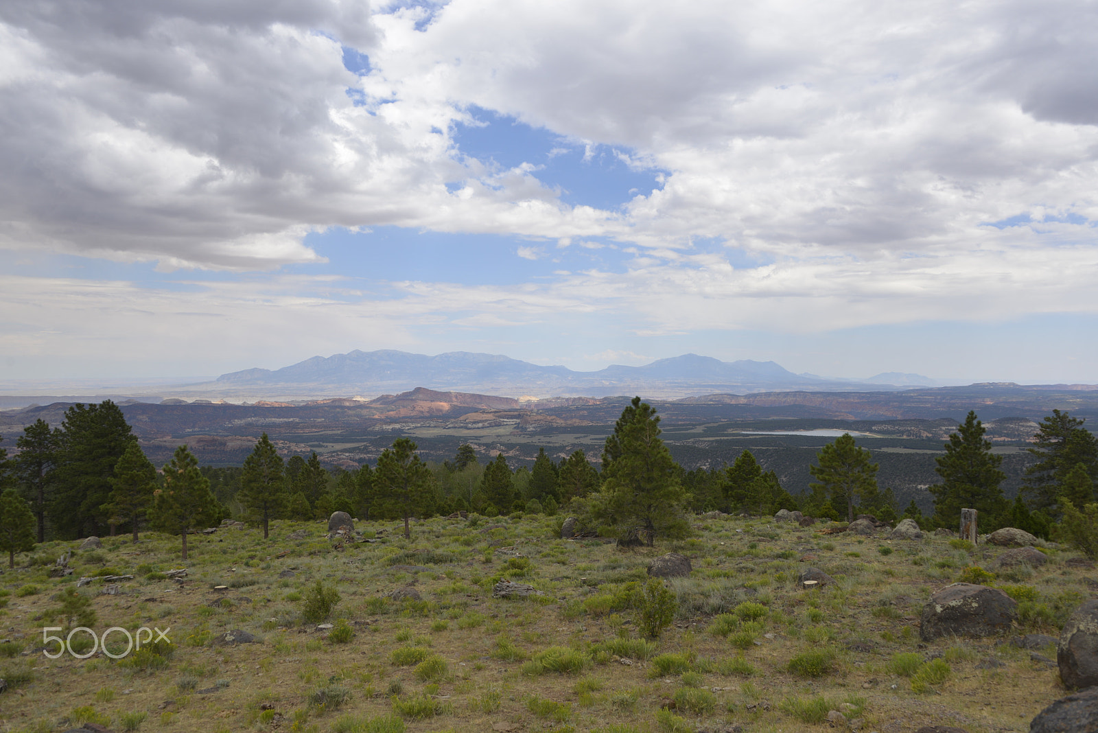 Nikon AF-S Nikkor 28-300mm F3.5-5.6G ED VR sample photo. Utah landscape photography