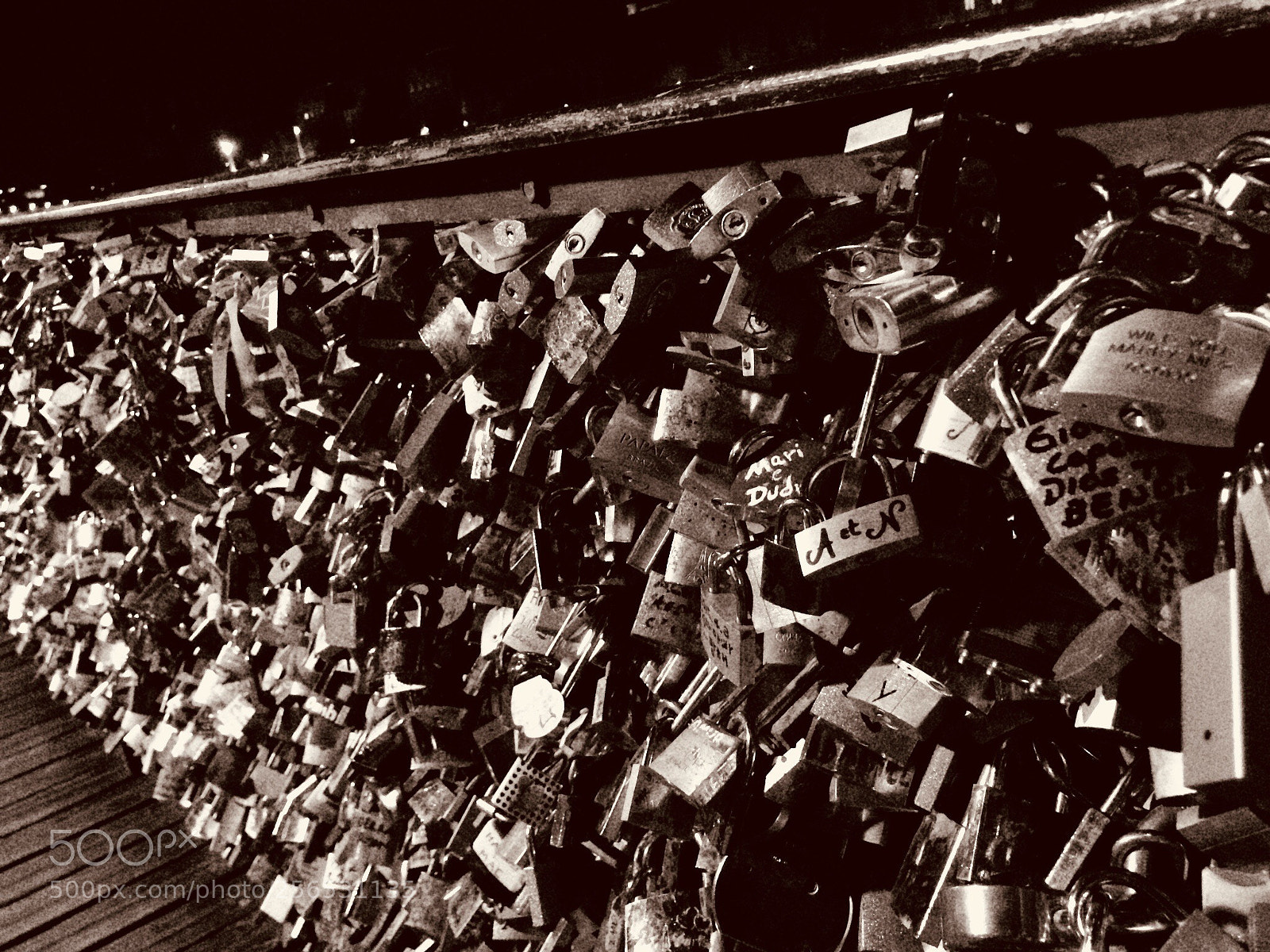 Apple iPhone 5s sample photo. Love padlocks photography