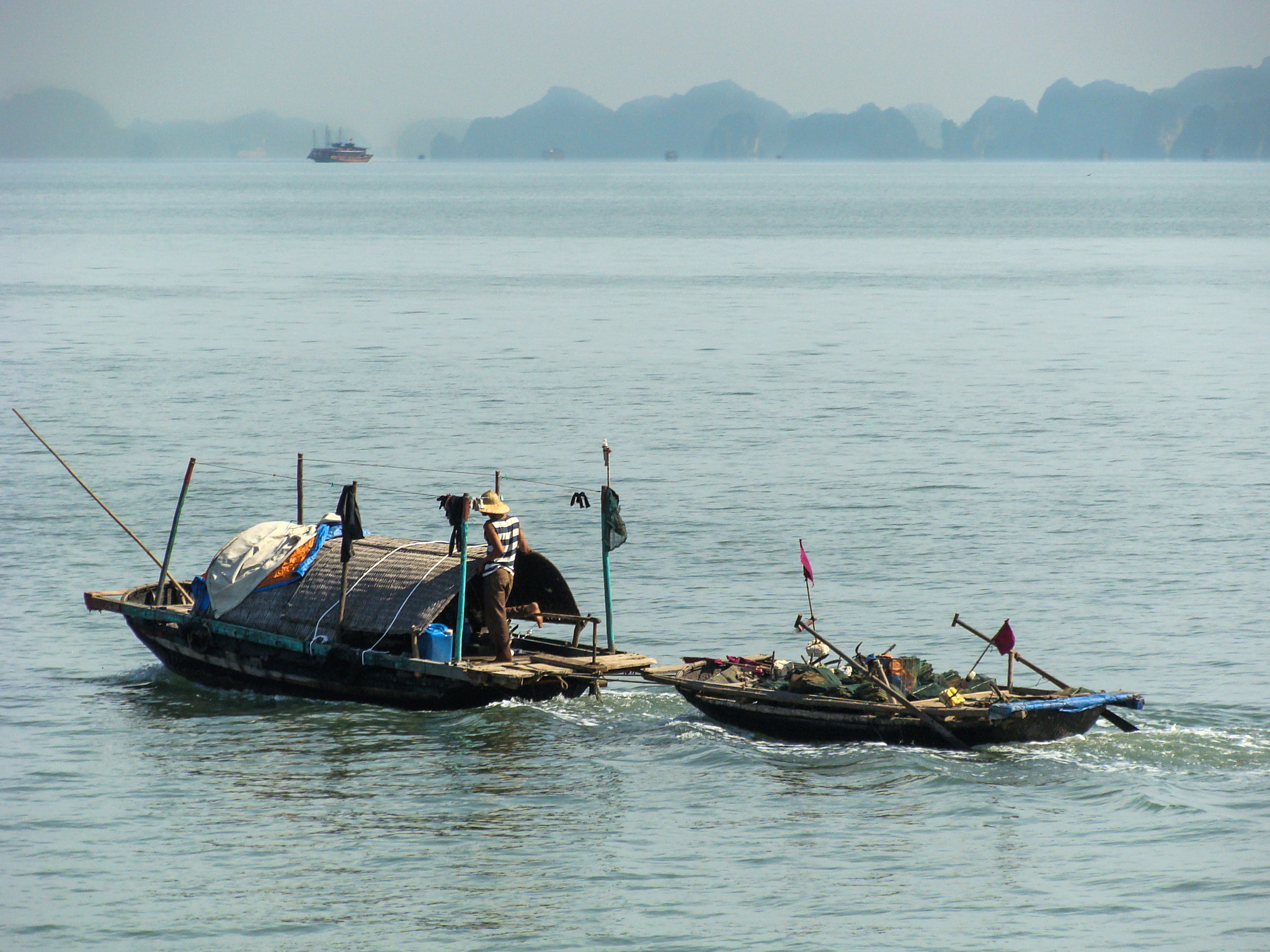 Sony DSC-H3 sample photo. Ha long bay, vietnam photography