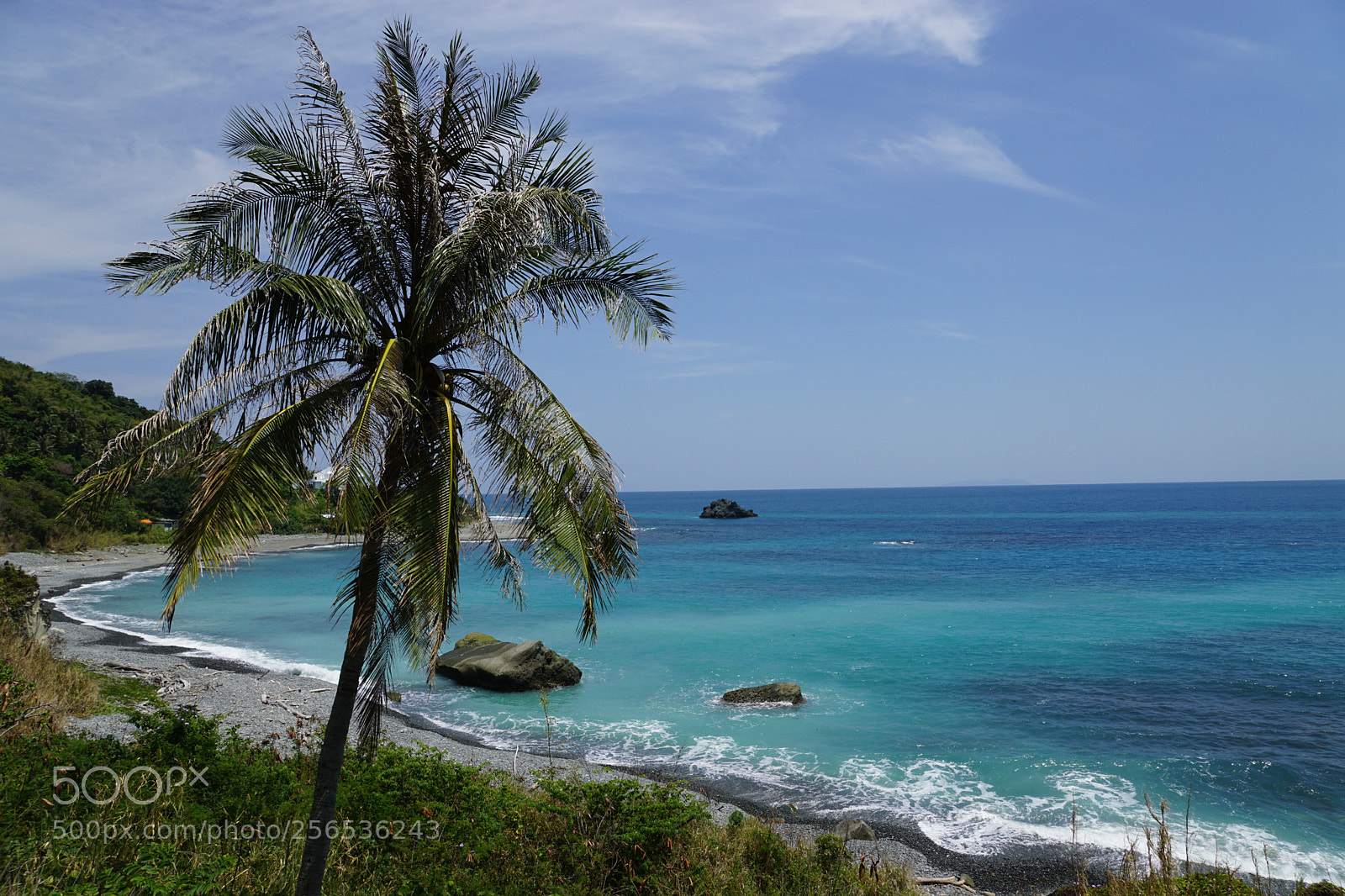 Sony DT 16-50mm F2.8 SSM sample photo. See the sea photography