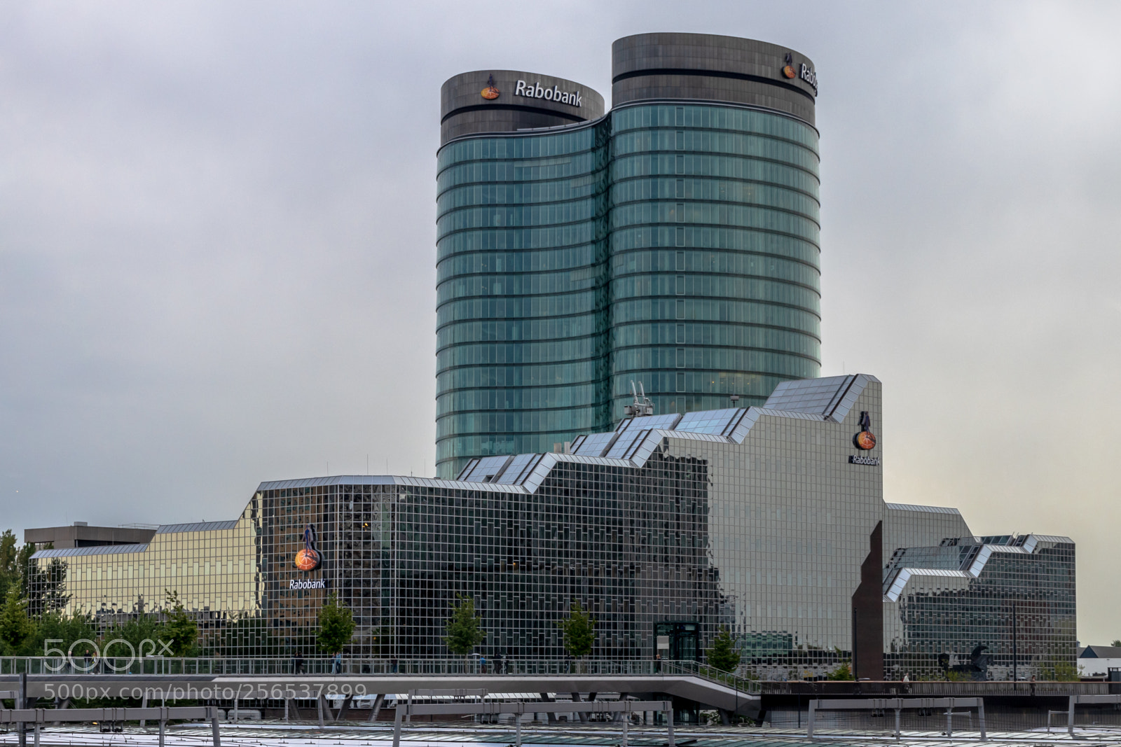 Canon EOS 80D sample photo. Rabobank in utrecht photography