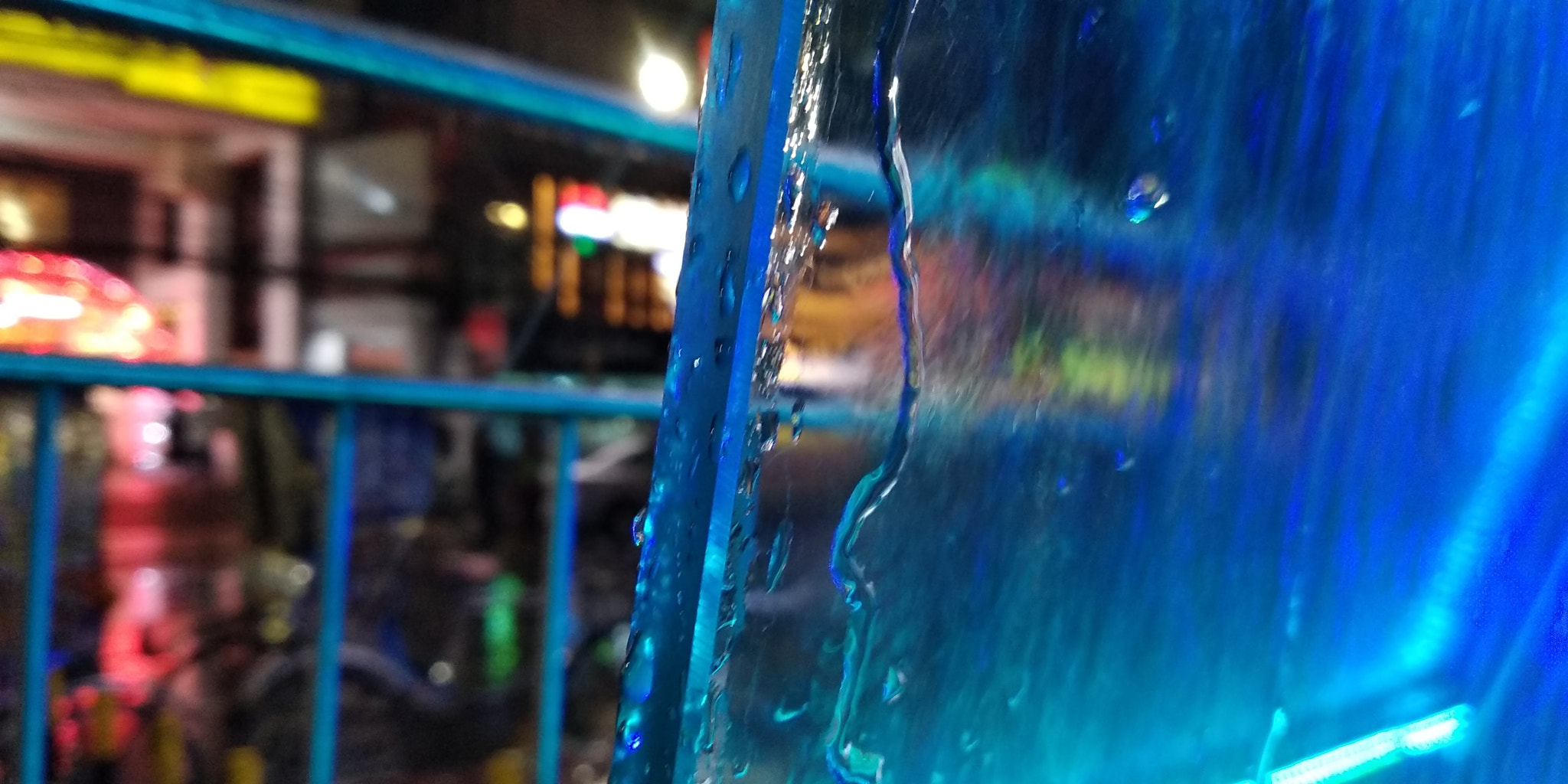 Xiaomi Redmi 5 sample photo. Rain water on the glass photography