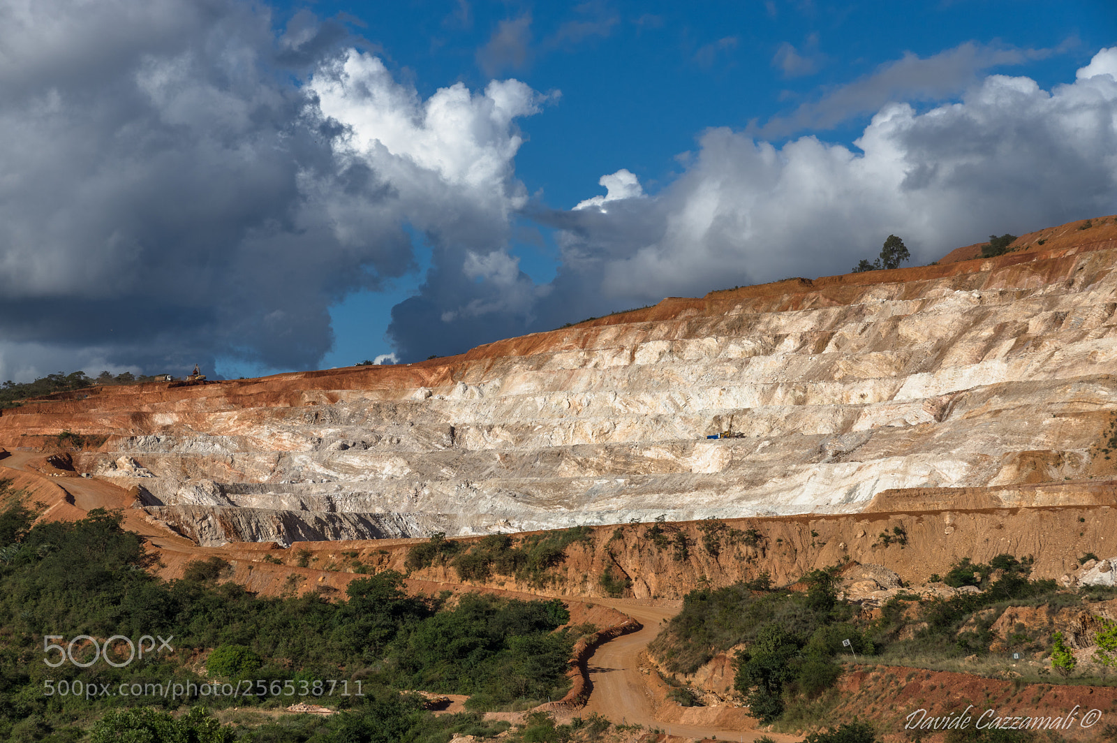 Pentax K-3 sample photo. Cabeceiras talc mine photography
